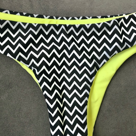 Moana Bikini Zebra Crossing Bottoms - Picture 2 of 5